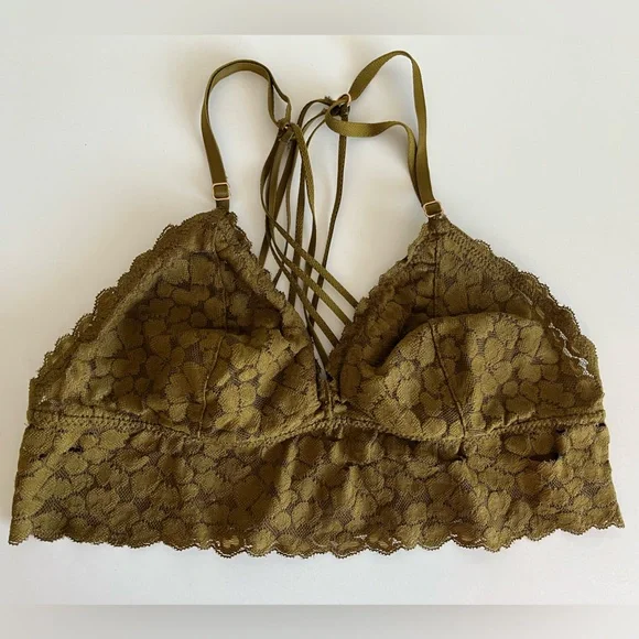 Lace Bralette Set of 4- Red, White, and Green - Picture 6 of 10